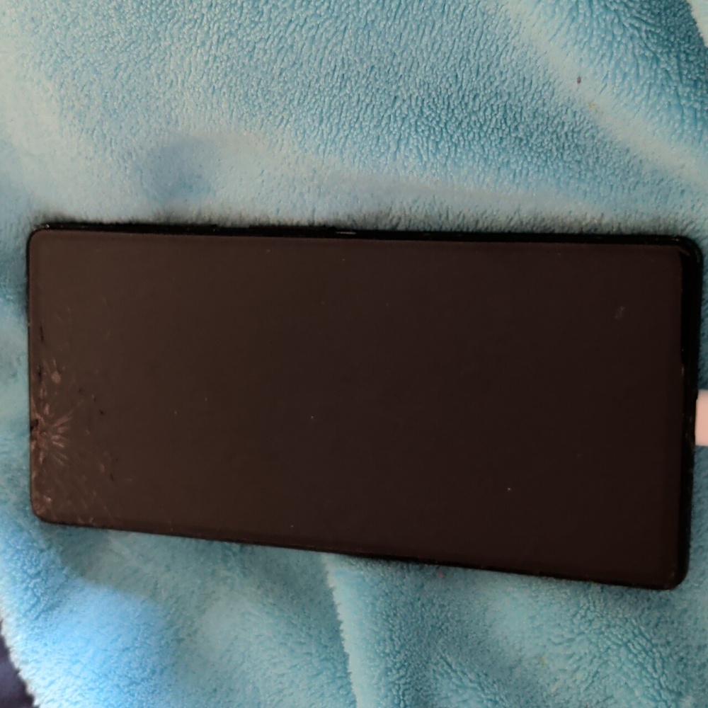 Google Pixel 6a With Damage Screen